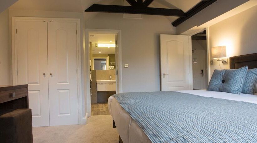 スイート, Stirrups