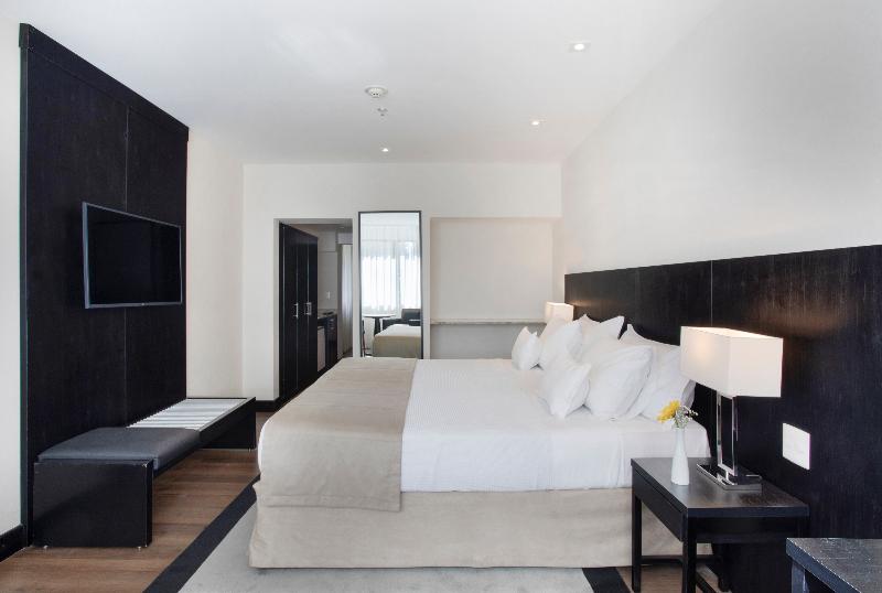 جناح جونيور, Windsor Leme