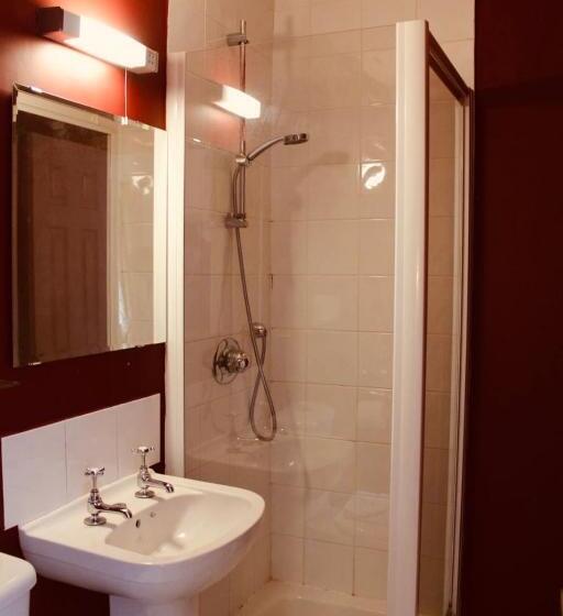 غرفة قياسية, Crown Hotel Brackley