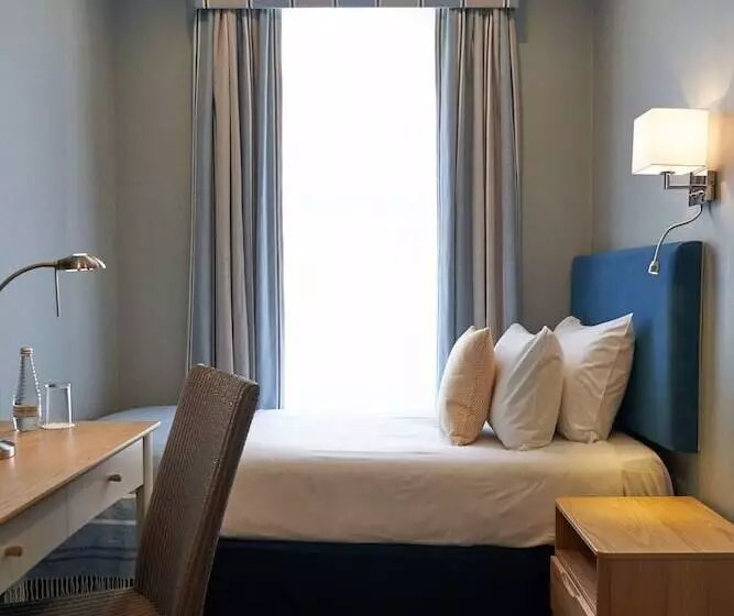 اتاق استاندارد, Best Western Plus The Connaught Hotel And Spa