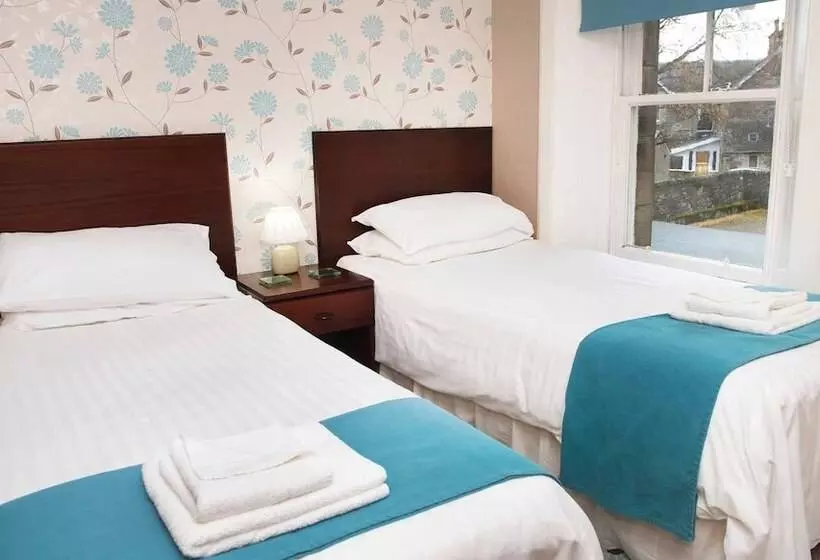 اتاق خانوادگی, Craigvrack Hotel & Restaurant