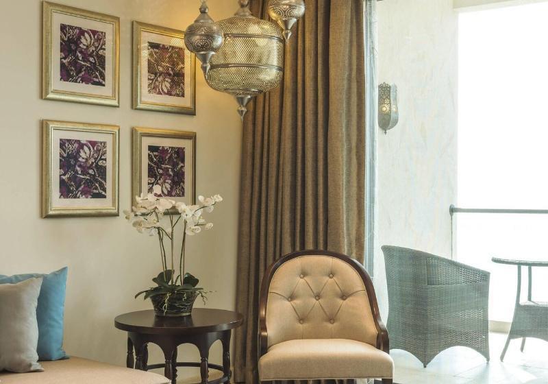 Номер Стандарт, Forss House