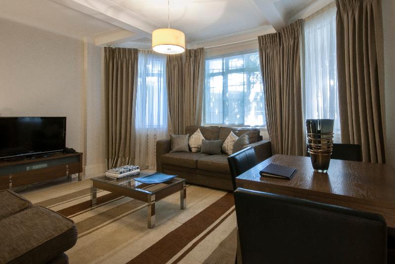 Апартаменты 2 Спальни, Fountain House