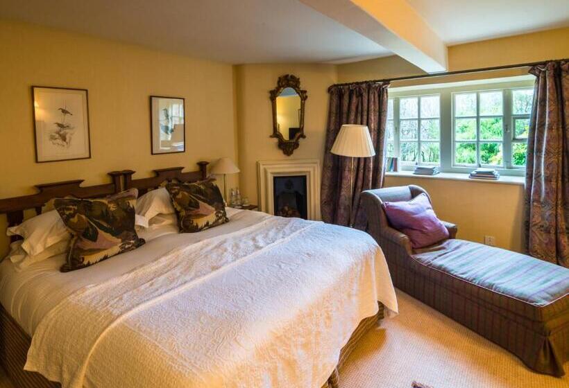 Cabin, Greywalls Hotel & Chez Roux