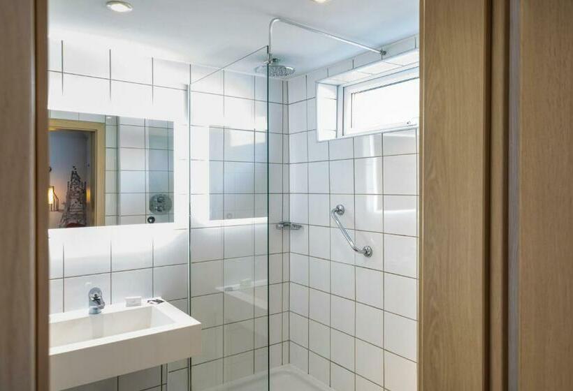 古典房间, Mercure Cardiff North