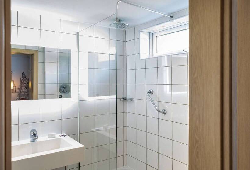 古典房间, Mercure Cardiff North