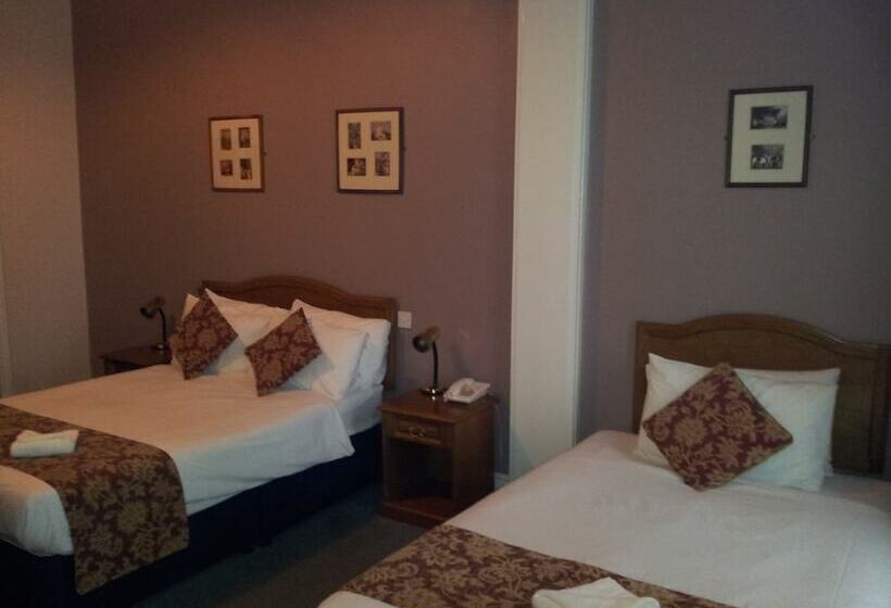 标准间, The County