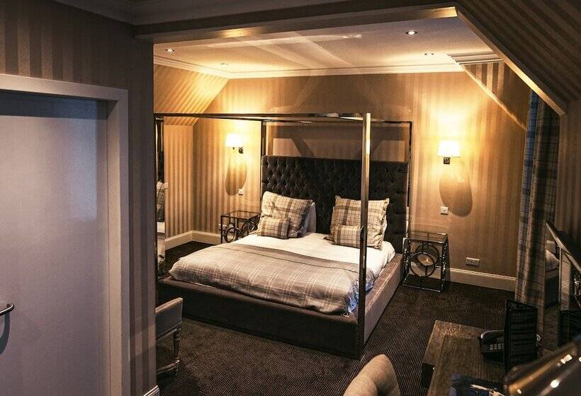 Номер Стандарт, The Fenwick
