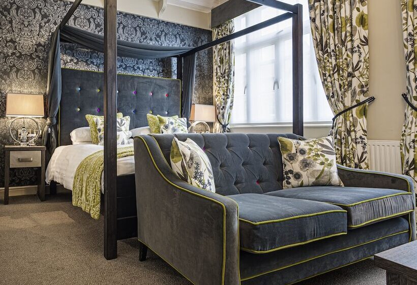 Suíte Deluxe, The Royal Oak Hotel, Welshpool, Mid Wales