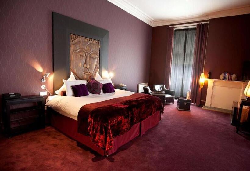 سوئیت با تخت بزرگ, Carmelite Hotel; Bw Signature Collection