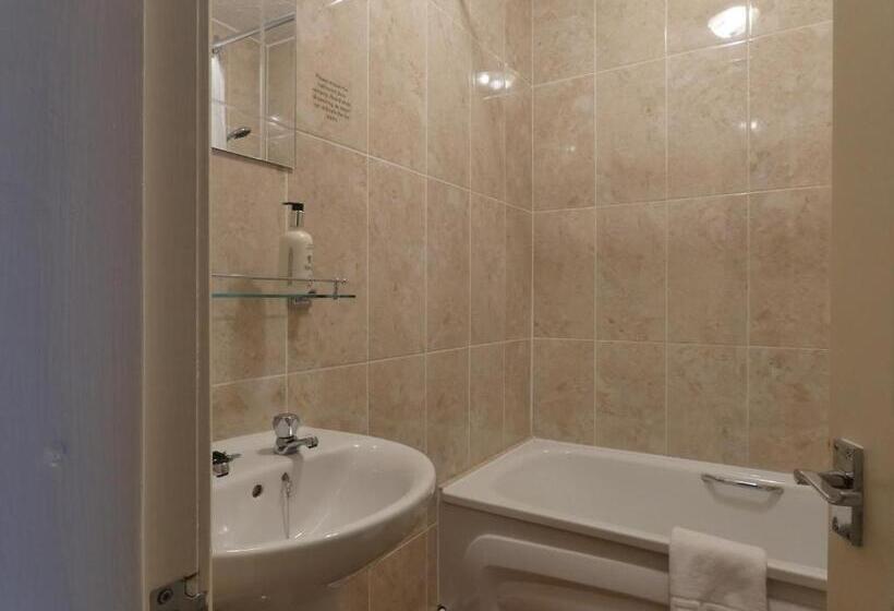 חדר סטנדרט, Brook Marston Farm