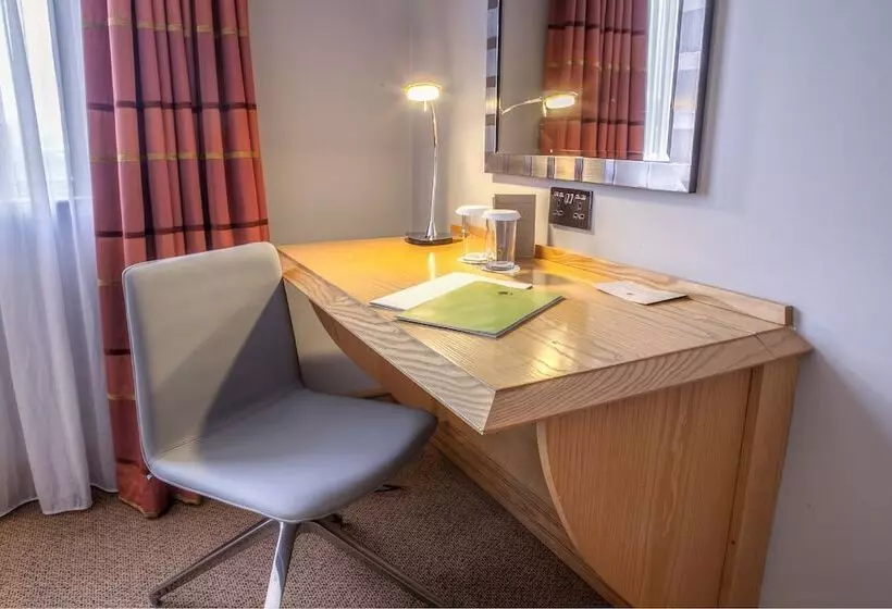 Standard-huone, Doubletree By Hilton Swindon