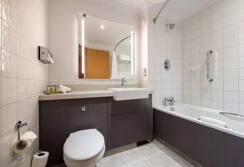 Deluxe-perhehuone, Doubletree By Hilton Swindon