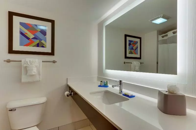 Standard-huone King-vuode, Doubletree By Hilton Swindon