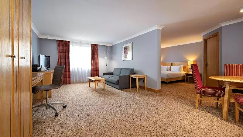 Juniorsviitti King-vuode, Doubletree By Hilton Swindon