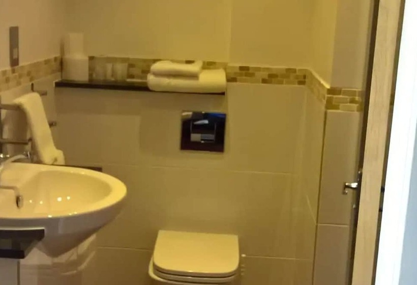 Номер Стандарт, Highlander Hotel ‘a Bespoke Hotel’