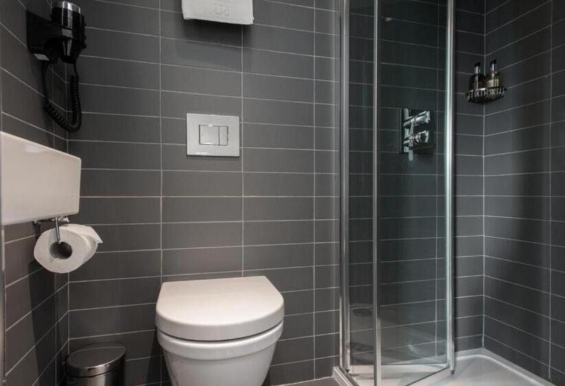 스탠다드 트리플 룸, Mowbray Court