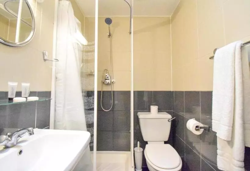 スタンダード４人部屋, Pembridge Palace