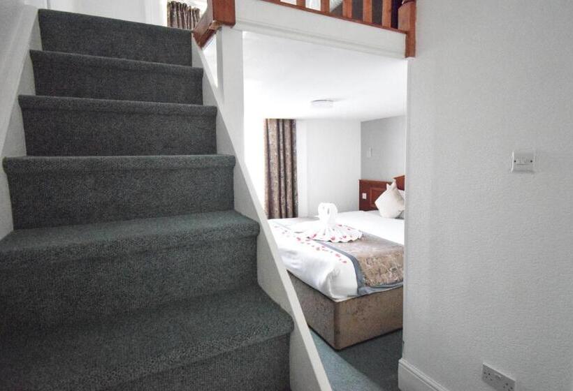 Quarto Dúplex, Pembridge Palace