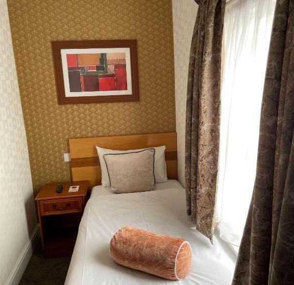 スタンダードシングルルーム, Pembridge Palace