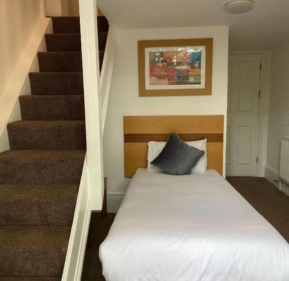 ドゥプレックスルーム, Pembridge Palace