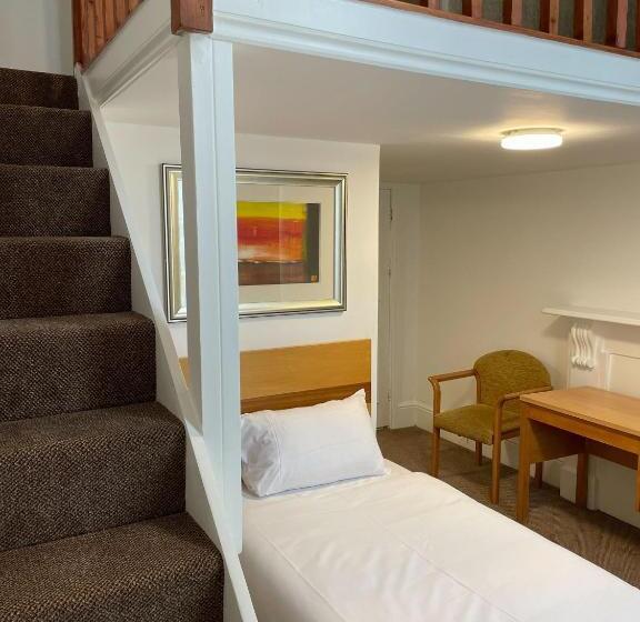 ドゥプレックスルーム, Pembridge Palace