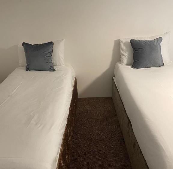 ドゥプレックスルーム, Pembridge Palace