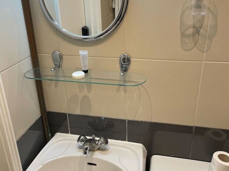 スタンダードシングルルーム, Pembridge Palace