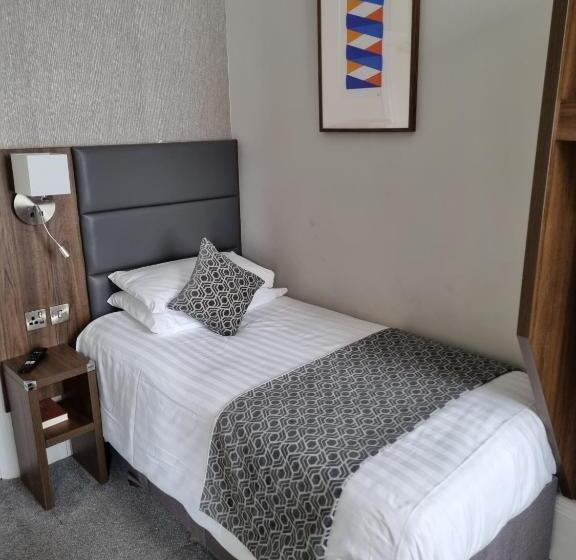 スタンダードシングルルーム, The Hind