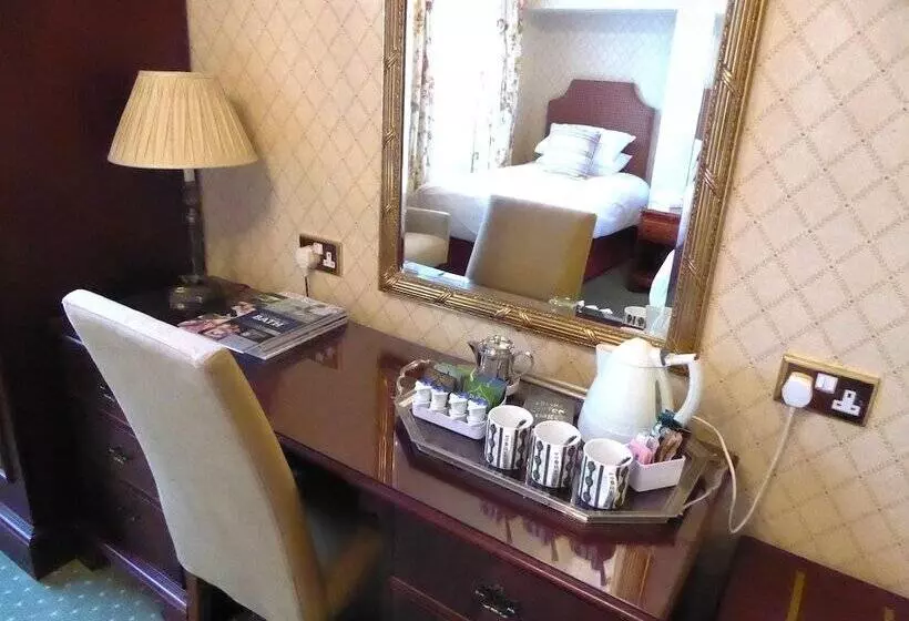 اتاق استاندارد سه نفره, The Kennard Boutique Guesthouse