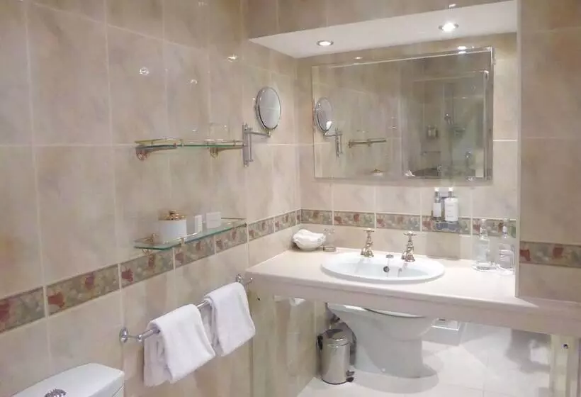 اتاق استاندارد سه نفره, The Kennard Boutique Guesthouse