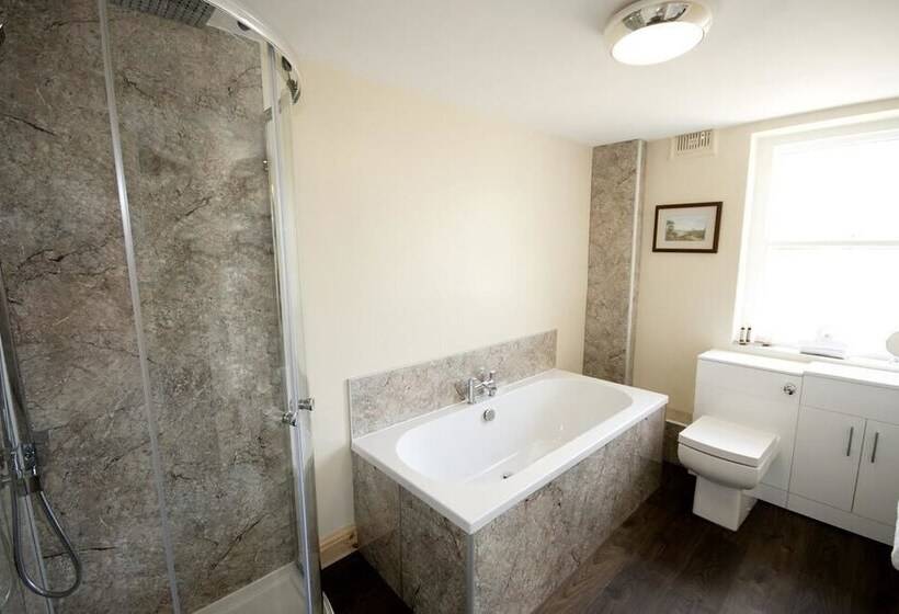 חדר דלוקס, The Morritt