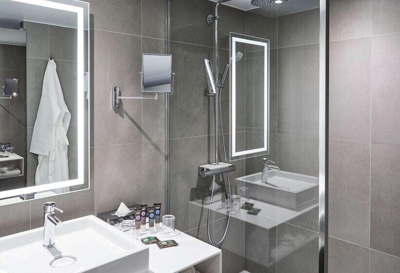 이그제큐티브 룸, Novotel Birmingham Airport Terminal Building   Nec