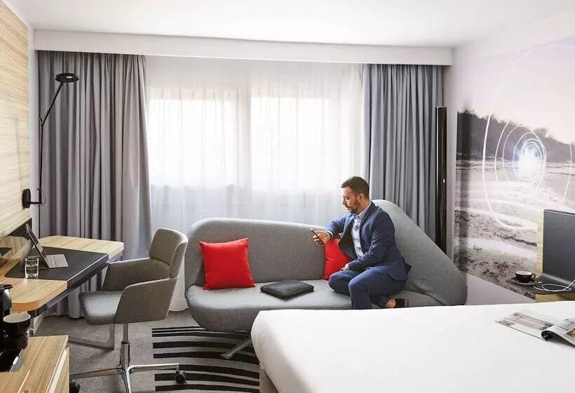 Standard-huone Parivuode, Novotel Birmingham Airport Terminal Building   Nec
