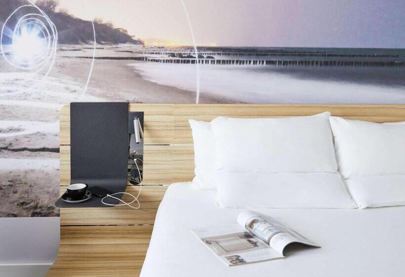 패밀리 룸, Novotel Birmingham Airport Terminal Building   Nec