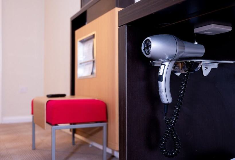 高级大房间, Novotel Southampton