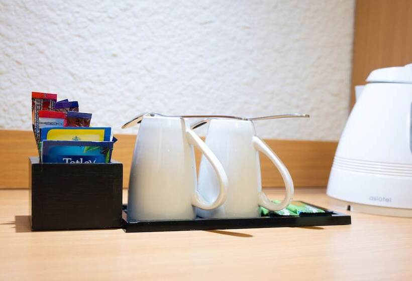 スタンダードルーム, Novotel Southampton