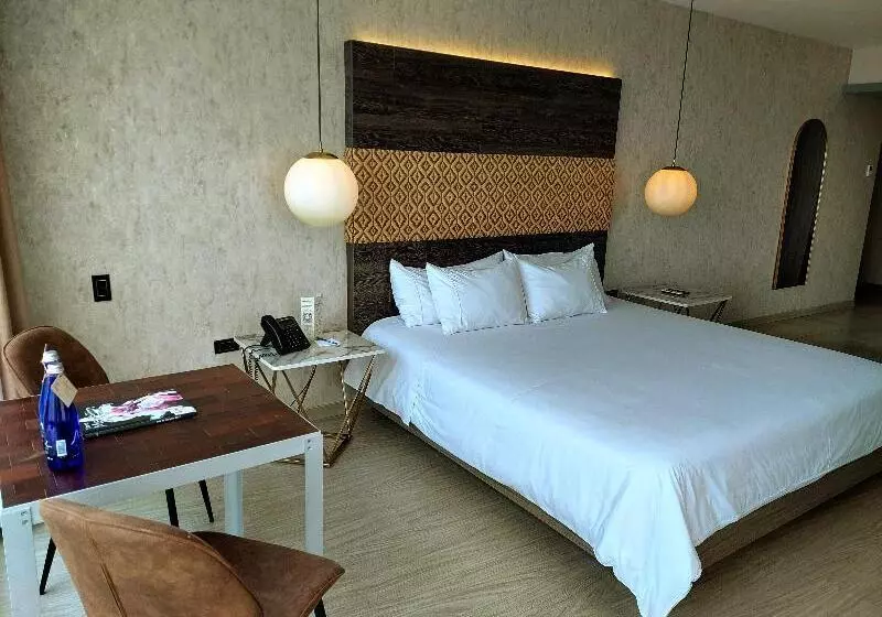 Executive-huone, Novotel Southampton