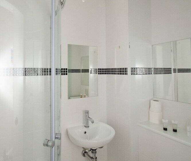 חדר סטנדרט, Reem