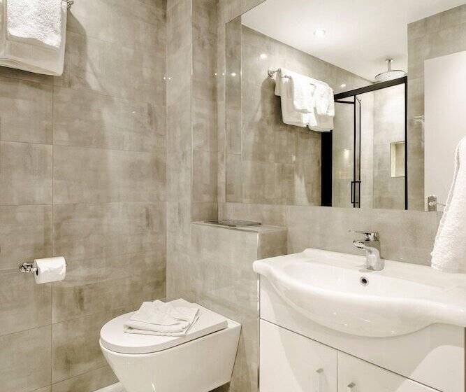 חדר סטנדרט, Reem