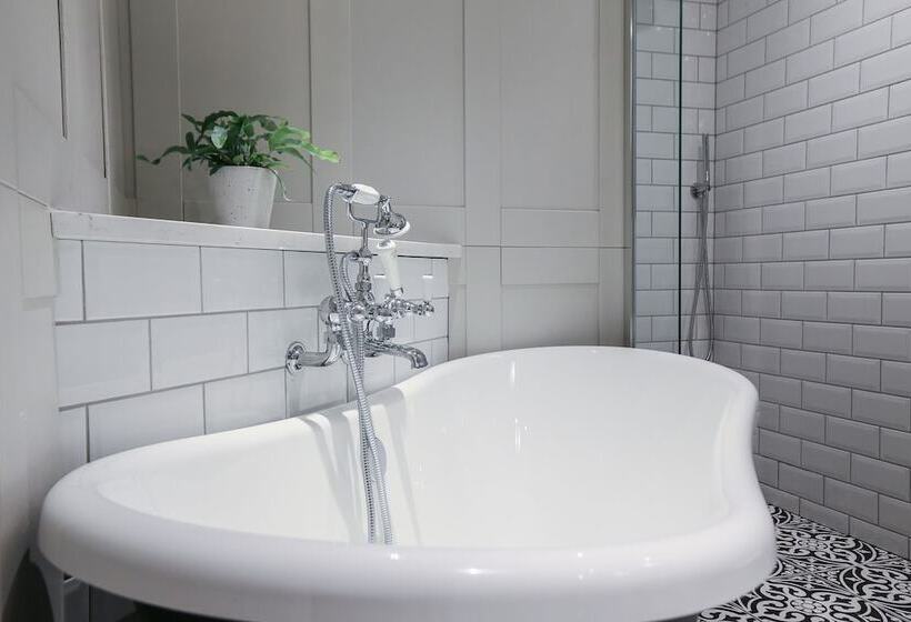 חדר סופריור, Rothay Manor