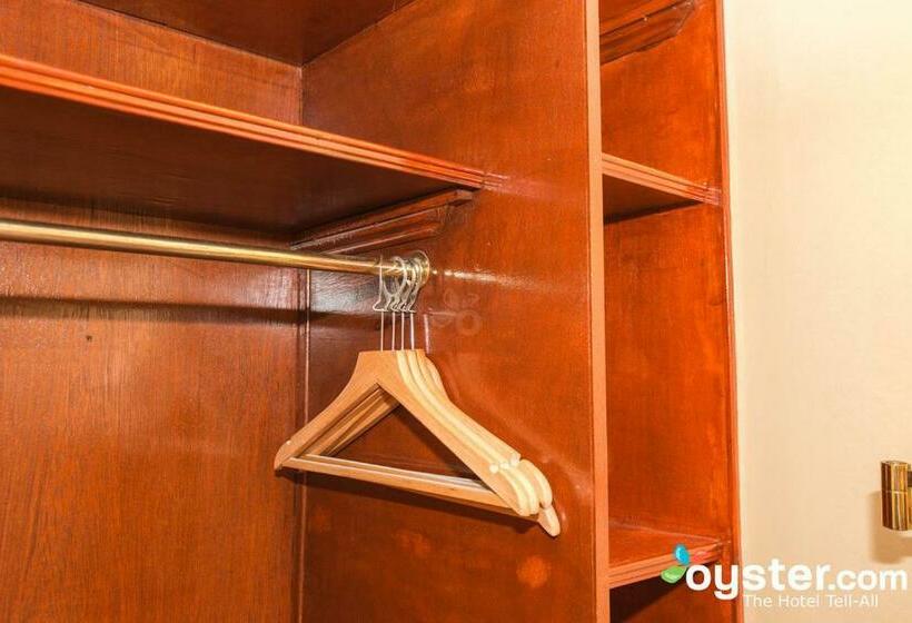 标准间, Shakespeare