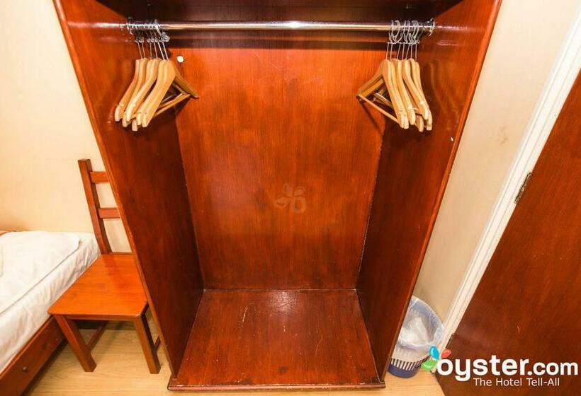 家庭间, Shakespeare