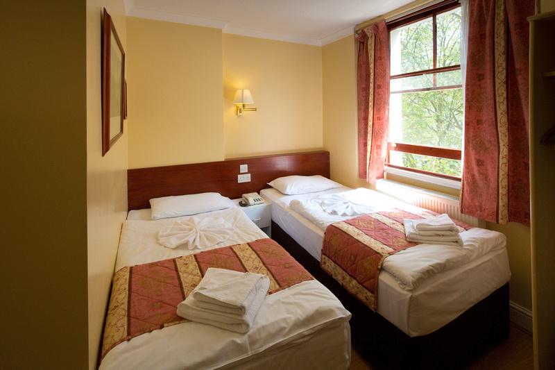 标准间, Shakespeare