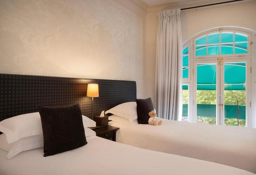 高级大房间, Sloane Square