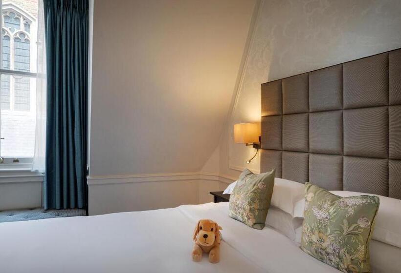 高级大房间, Sloane Square