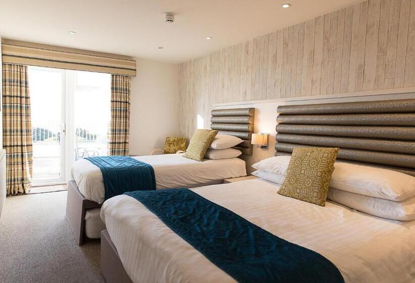 デラックスファミリールーム, St Ives