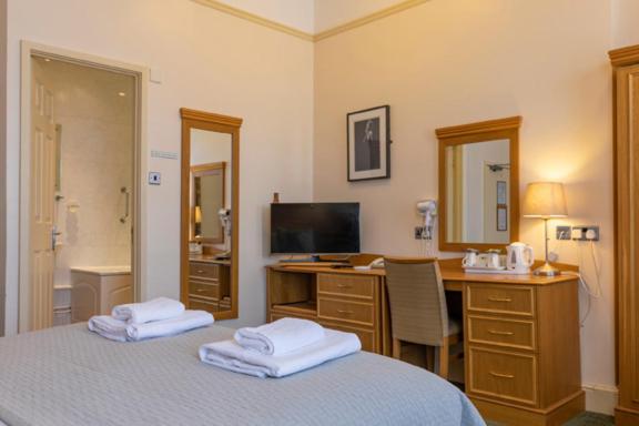 标准间, Swan Revived