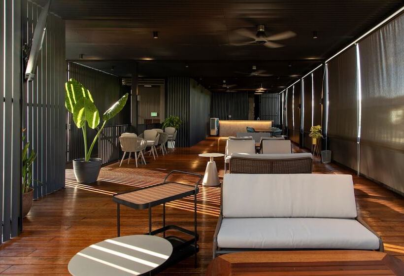 اتاق اجرایی, The Brunei