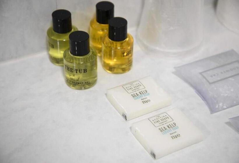 스탠다드 룸 바다 전망, The Royal